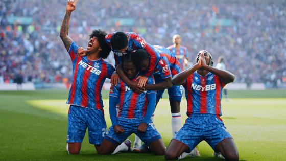 Crystal palace Daniel Muñoz y Jefferson Lerma