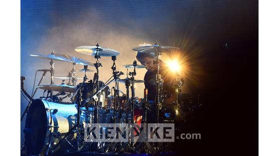 Bogotá fue la primera escala de la gira ‘Gracias Totales’, que recorrerá varias ciudades de Latinoamérica y Estados Unidos, reafirmando el legado de ser la banda de rock en español más grande e influyente, pero sobre todo, rendirle tributo a la memoria, alma, corazón y talento de Soda Stereo, su líder Gustavo Cerati.