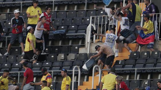 pelea colombianos España Irak Mestalla