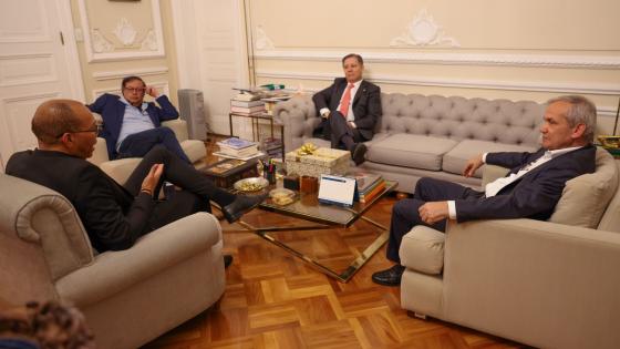  Reunión de Petro con presidente de la Corte Suprema