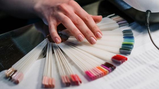 Las uñas mantequilla son la nueva tendencia en manicuras.