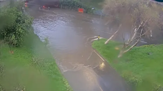 Alerta en Medellín por fuertes inundaciones 