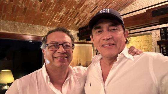 Bolívar-sale-del-Gobierno