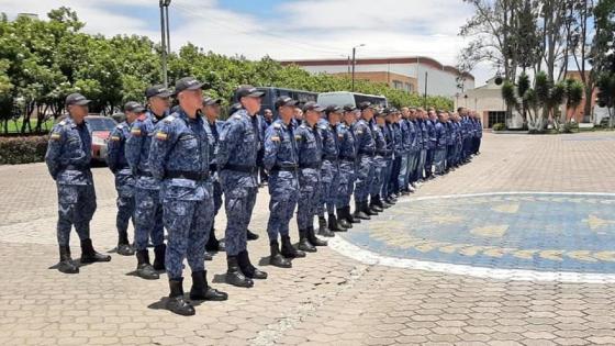 Funcionarios del Inpec.