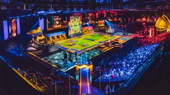 Se trata del premio al torneo mundial de Clash Royale, el cual entró en la clasificación de los eSports.